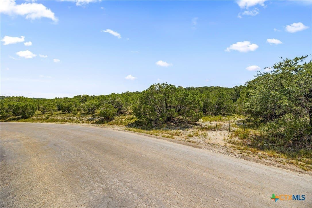 3.78 acres in Travis County - photo 3