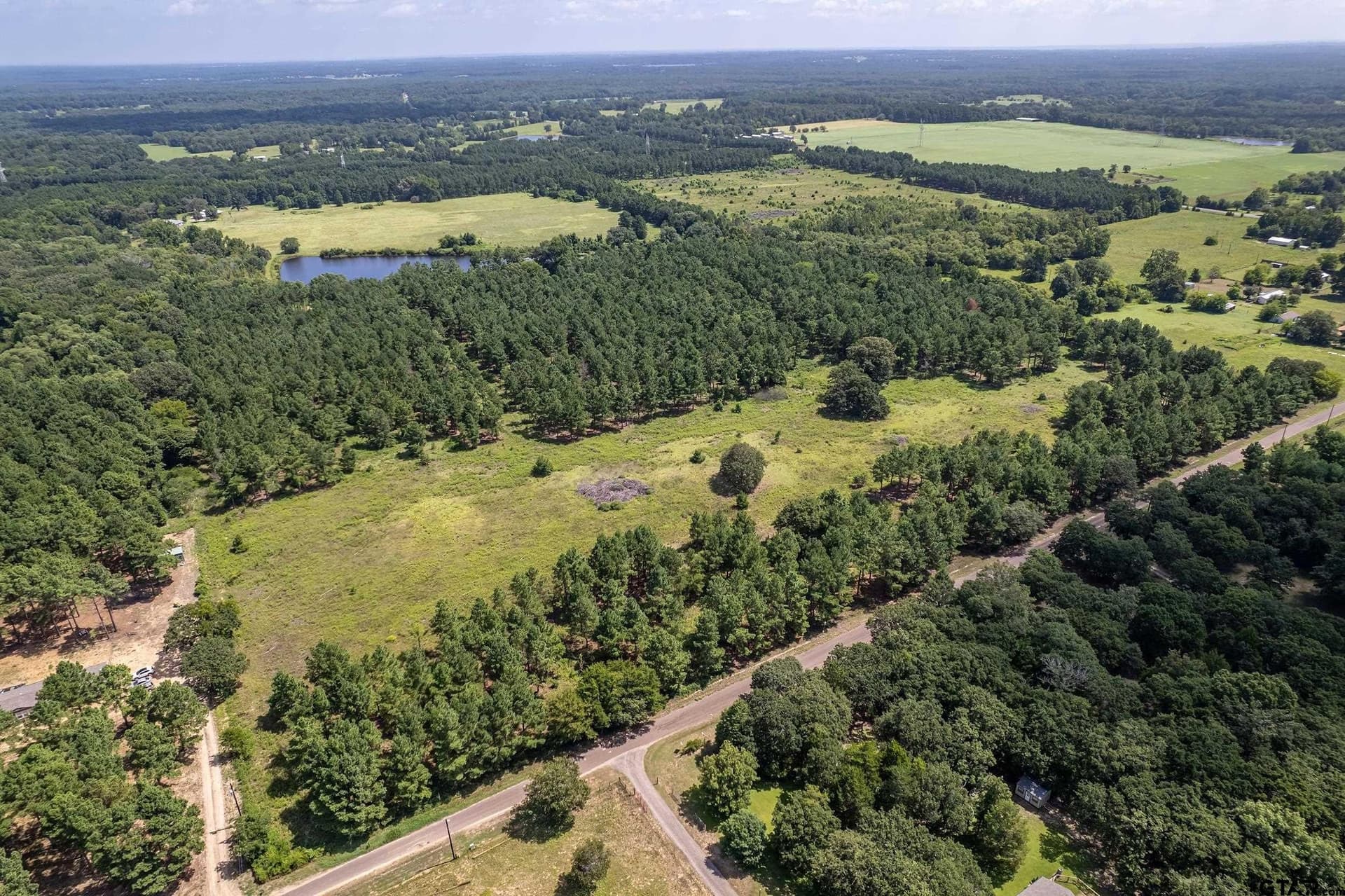 26.68 acres in Smith County - photo 3