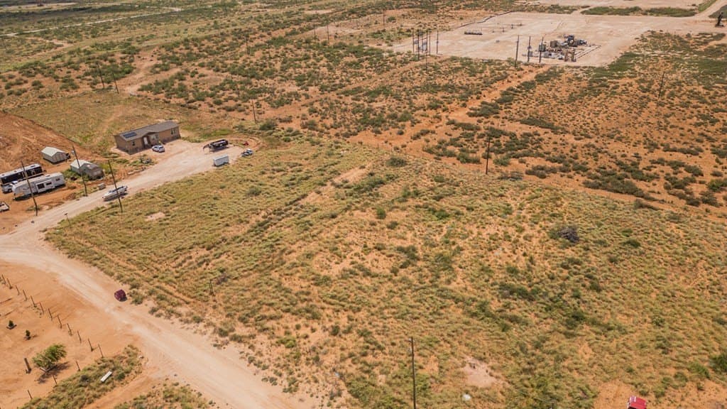 1.07 acres in Midland County - photo 4