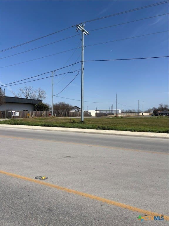 1900 N Austin Street lot: A