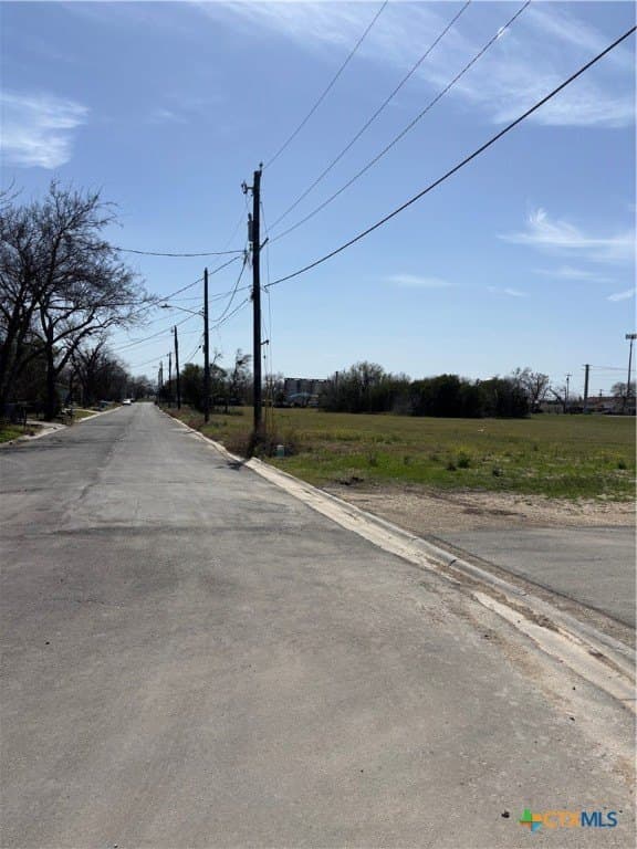 4.18 acres in Guadalupe County - photo 3