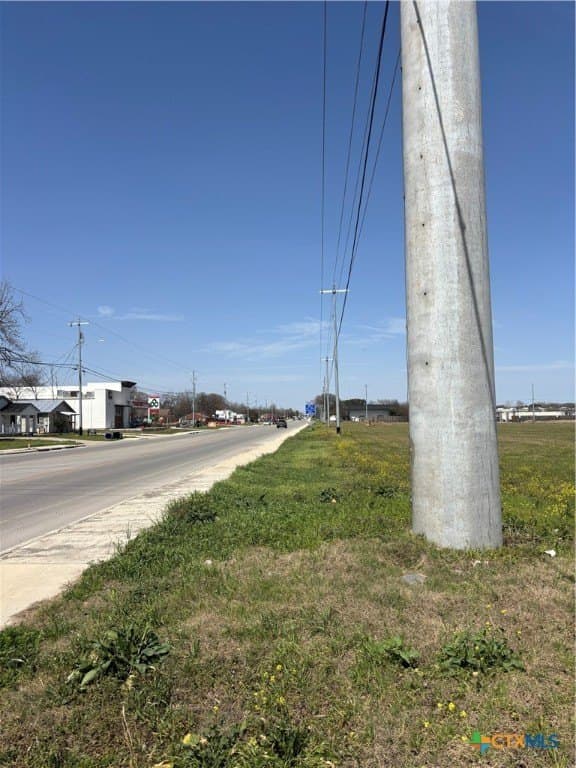 4.18 acres in Guadalupe County - photo 6