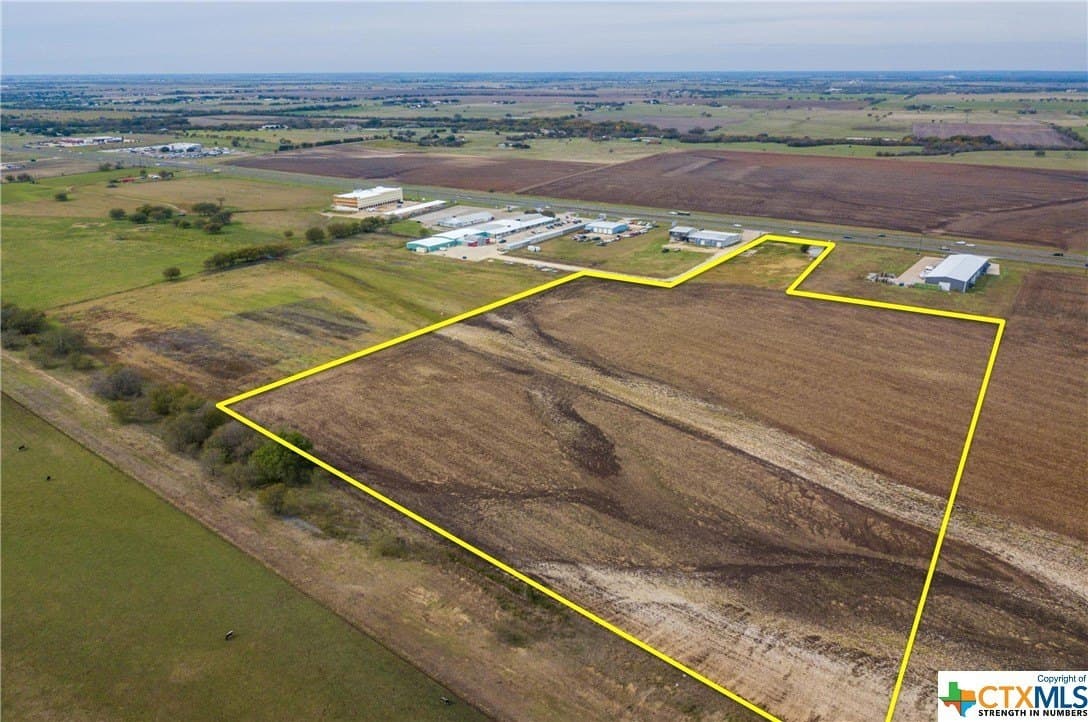 15.9 acres in McLennan County - photo 5