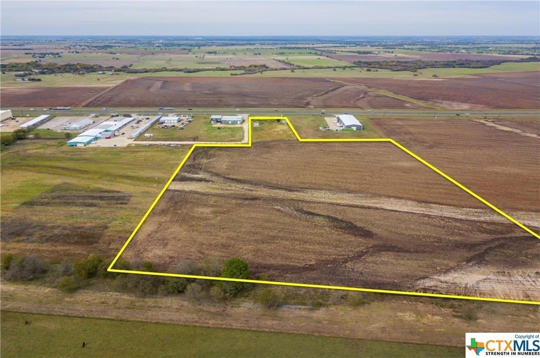 15.9 acres in McLennan County - photo 4