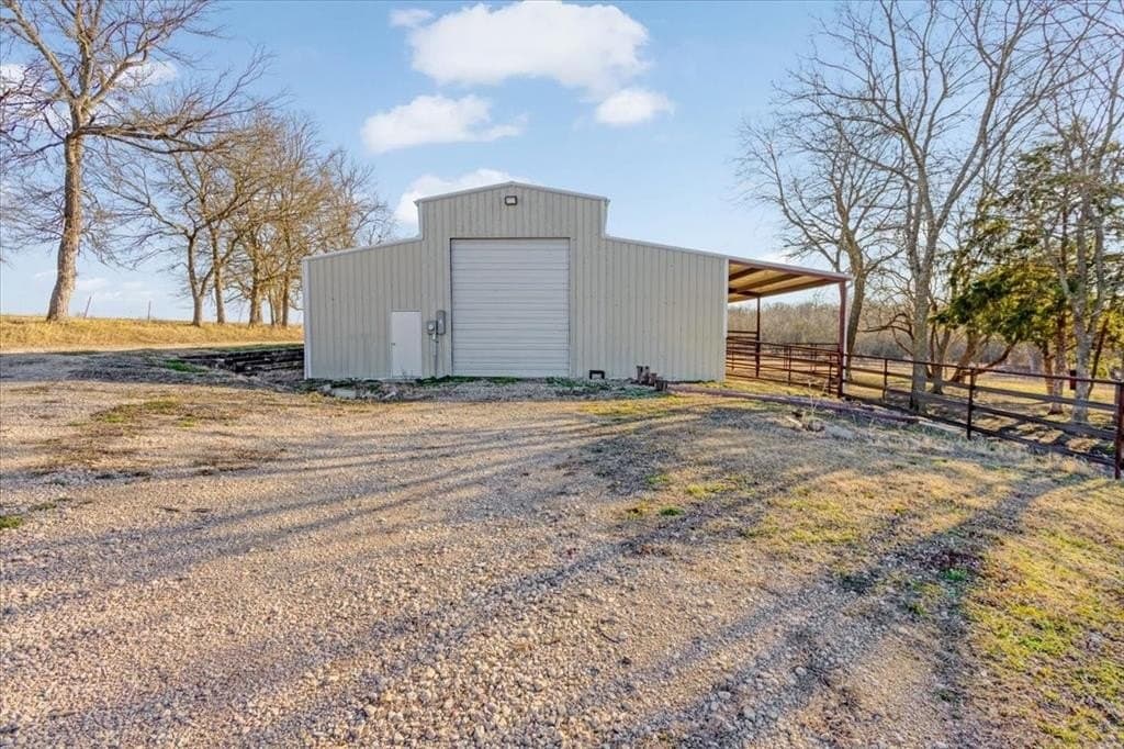 10 acres in Collin County - photo 30