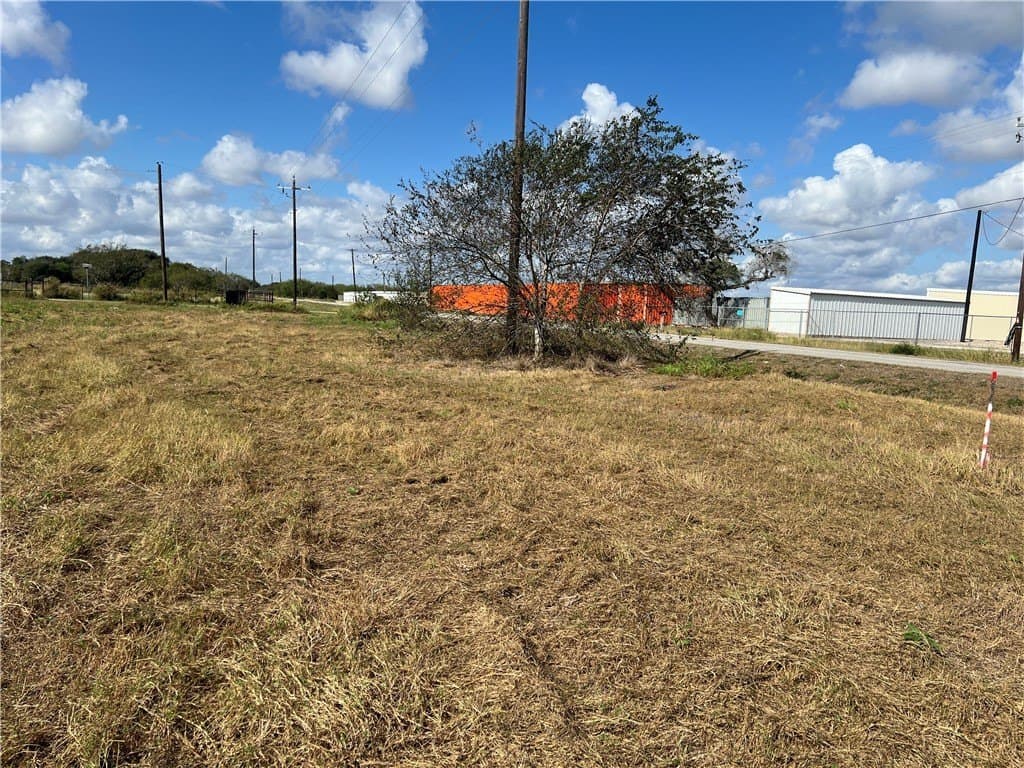 5.12 acres in San Patricio County - photo 8