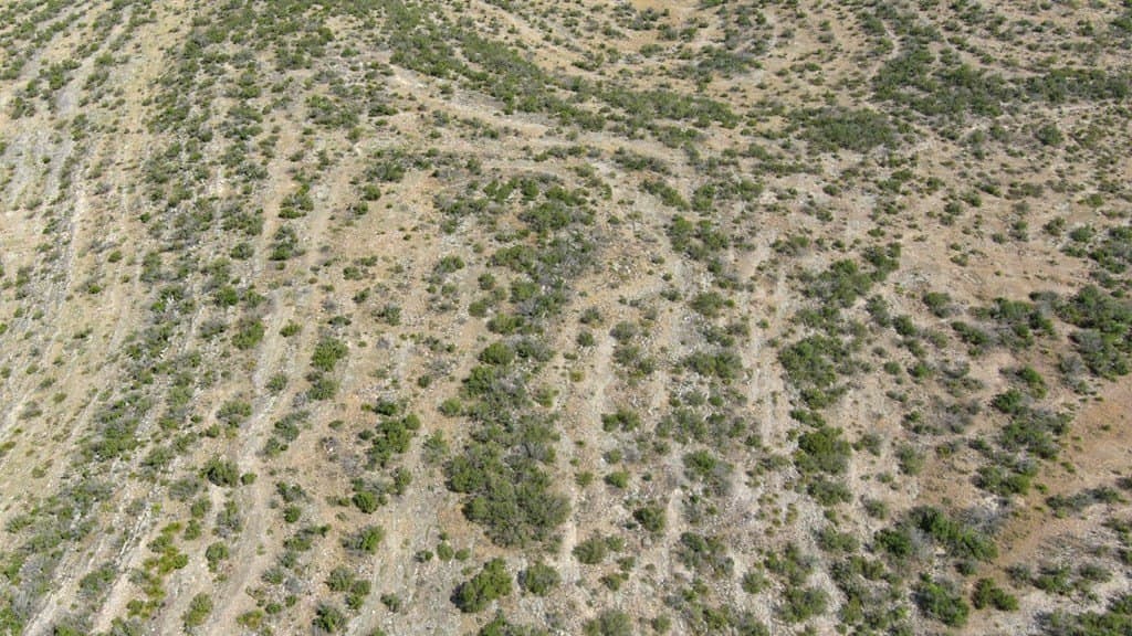 327.44 acres in Val Verde County - photo 23