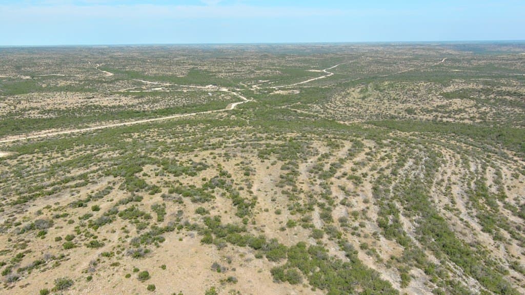 327.44 acres in Val Verde County - photo 38
