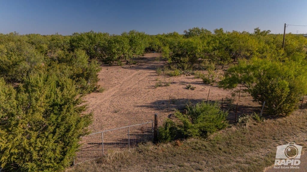 20.01 acres in Tom Green County - photo 7