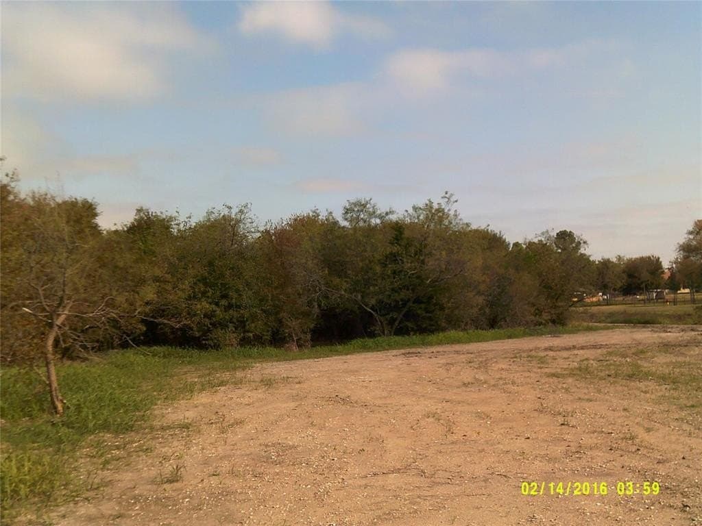 1.25 acres in Hunt County - photo 8