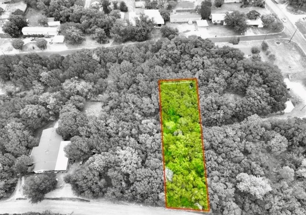 0.29 acres in Hood County - photo 6