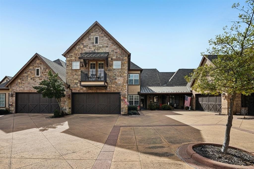 310 Watermere Drive