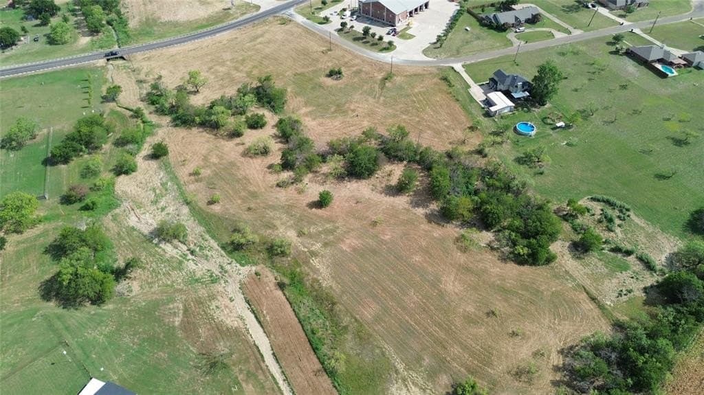 2.84 acres in Ellis County - photo 2
