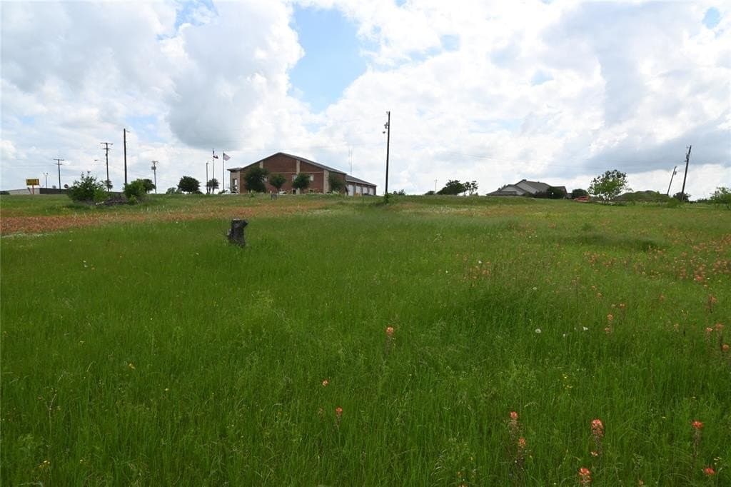2.84 acres in Ellis County - photo 17