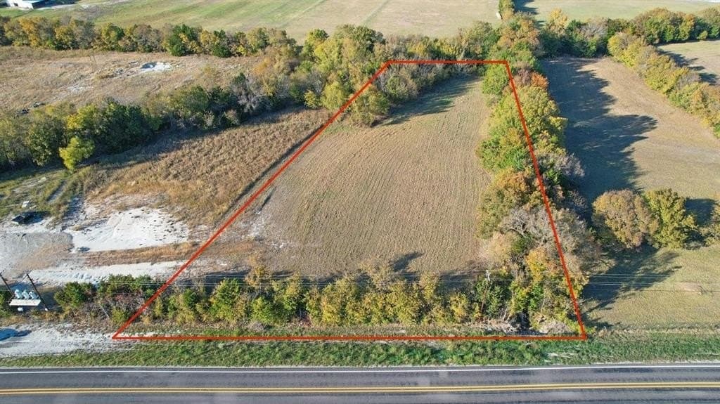 2.11 acres in Grayson County - photo 2