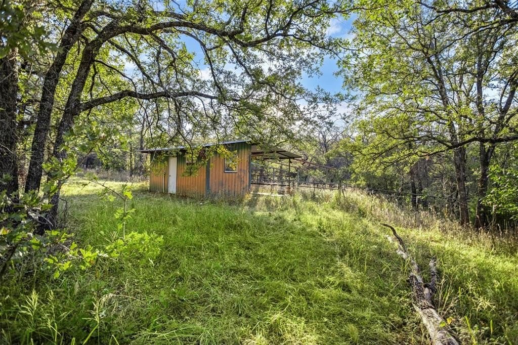 10.01 acres in Wise County - photo 9