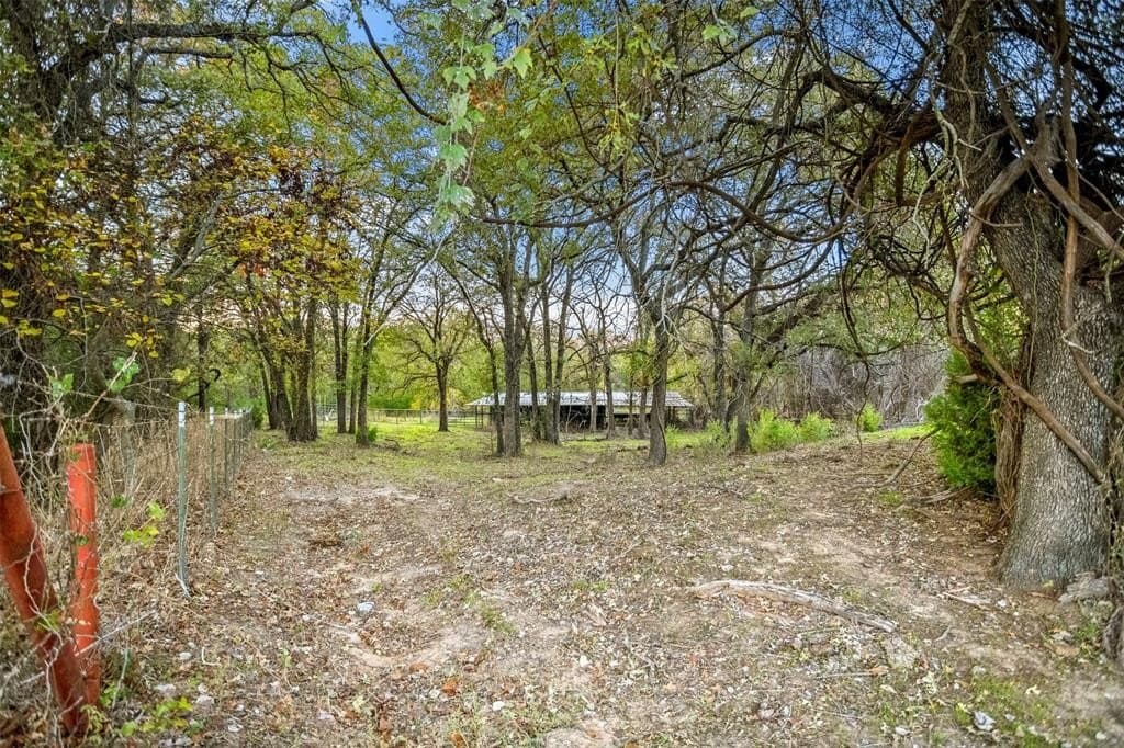 10.01 acres in Wise County - photo 14