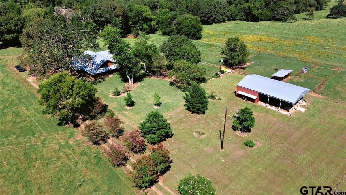118 acres in Smith County - photo 31