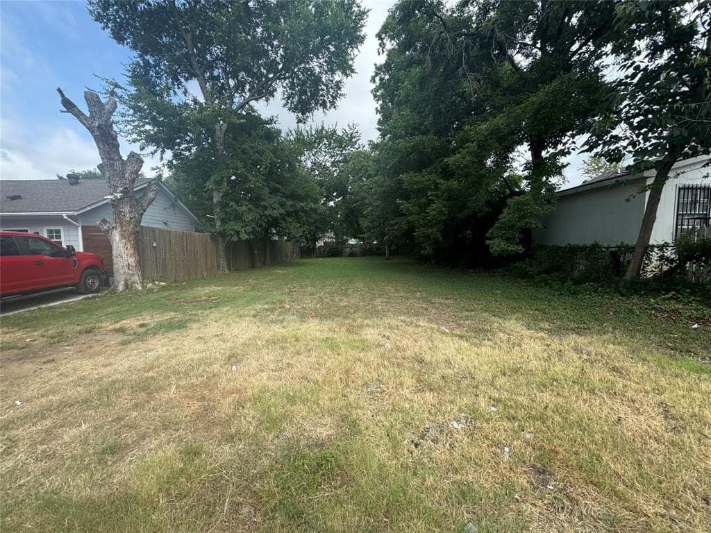 0.15 acres in Dallas County - photo 2