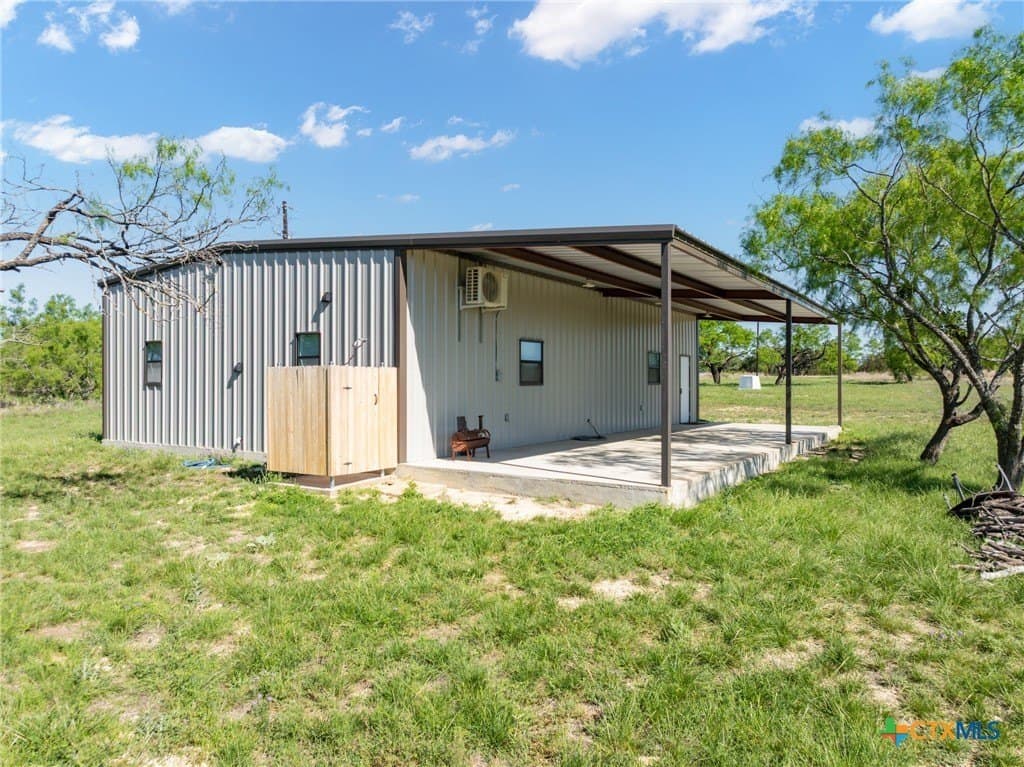 10.01 acres in Hamilton County - photo 2