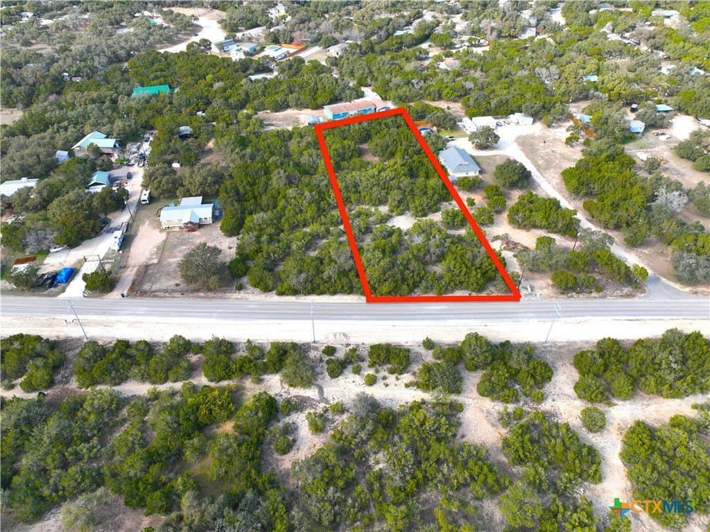 1.23 acres in Comal County - photo 5