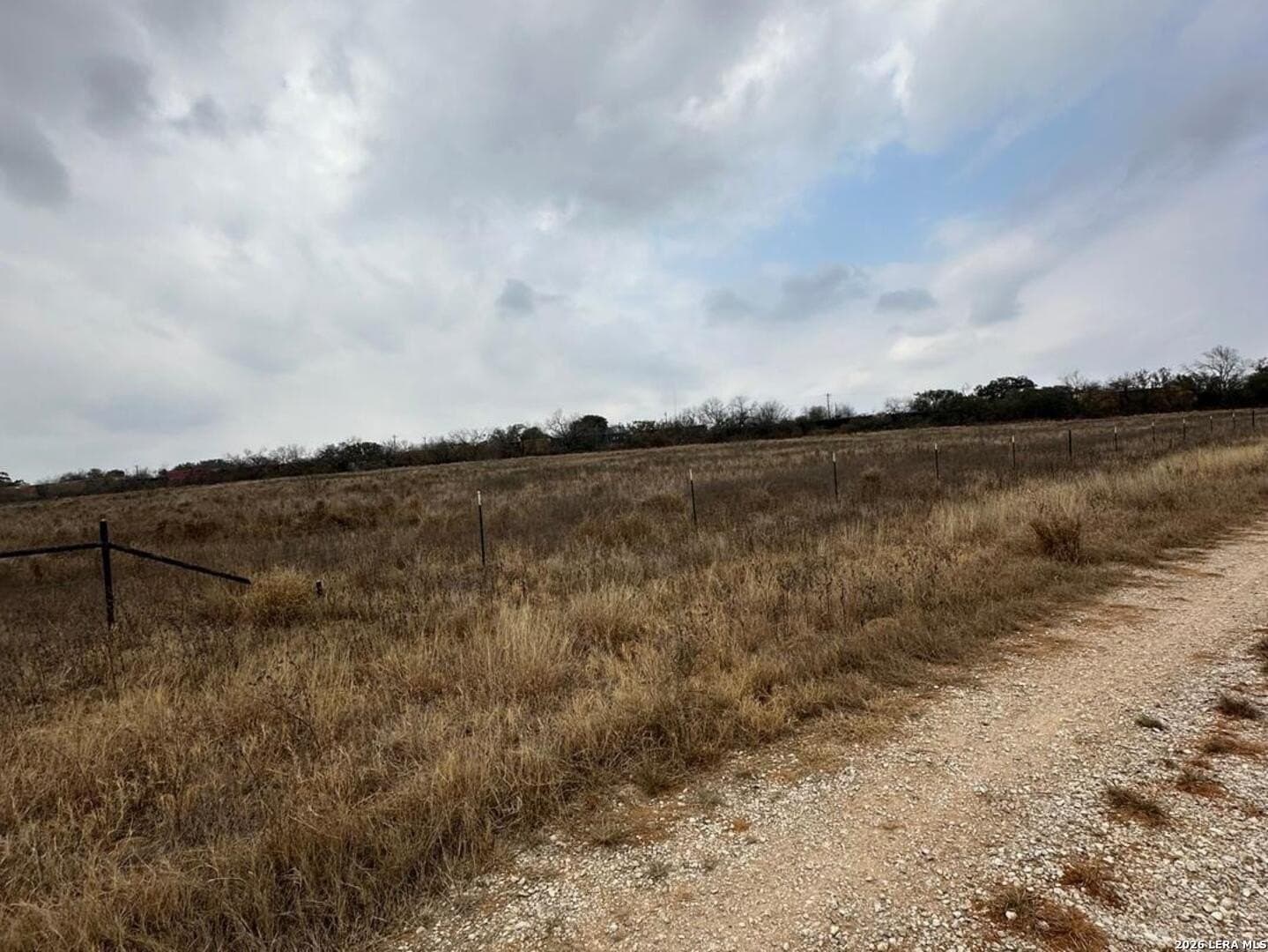 17.9 acres in Frio County - photo 2