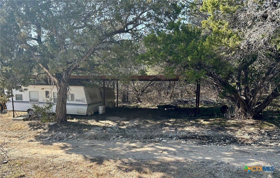 229.33 acres in Coryell County - photo 2