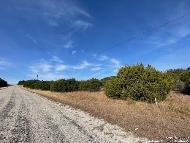 3.81 acres in Comal County - photo 6