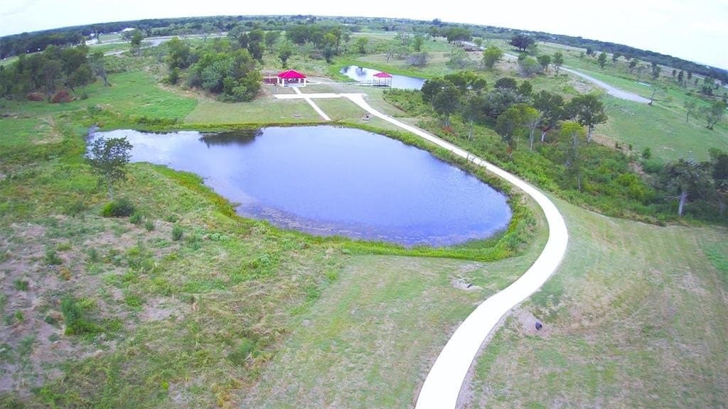 1.01 acres in Navarro County - photo 8
