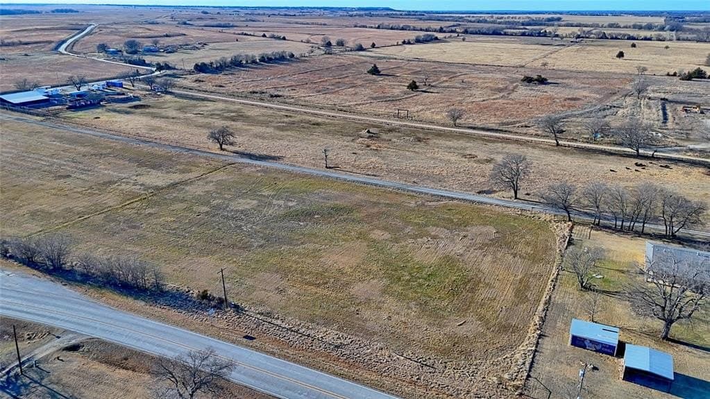 1.85 acres in Montague County - photo 4