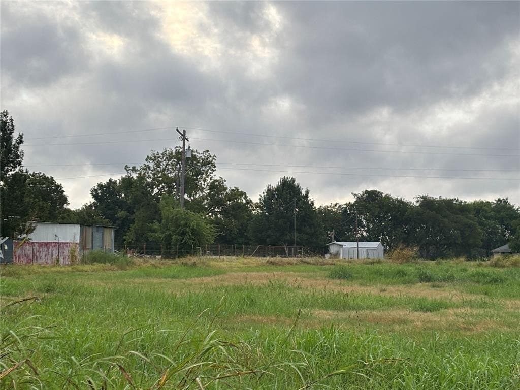 1.85 acres in Montague County - photo 5