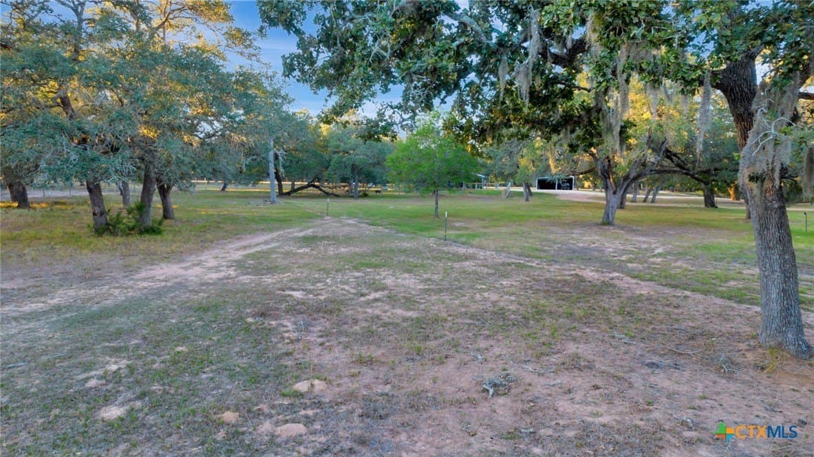24.66 acres in Lavaca County - photo 26