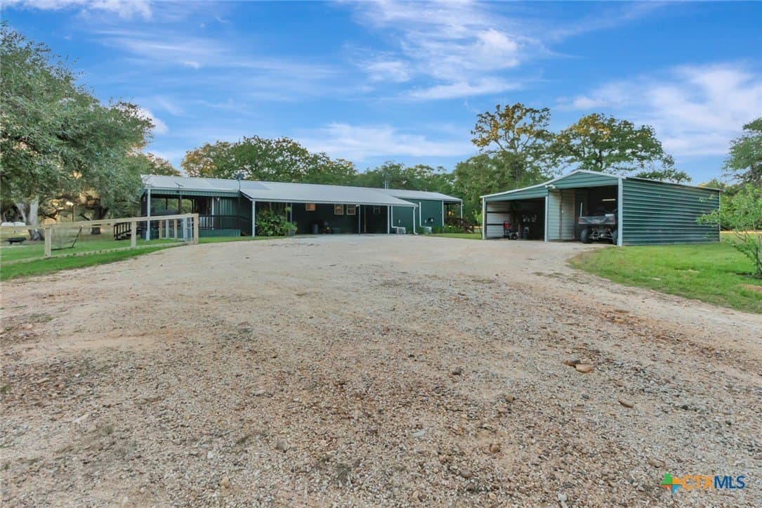 24.66 acres in Lavaca County - photo 8