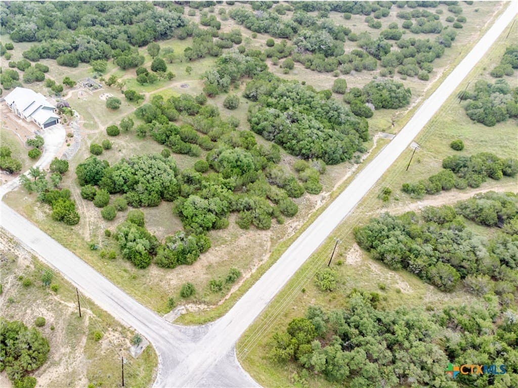 3 acres in Comal County - photo 21