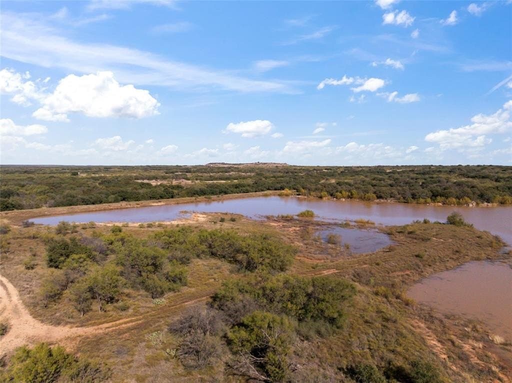 187.79 acres in Shackelford County - photo 4