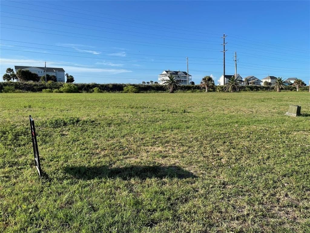 0.24 acres in Galveston County - photo 4