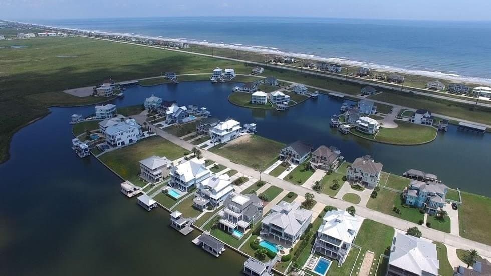 4503 S Sunset Bay