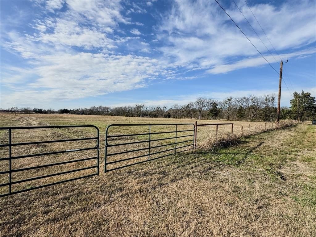 3.22 acres in Hunt County - photo 6