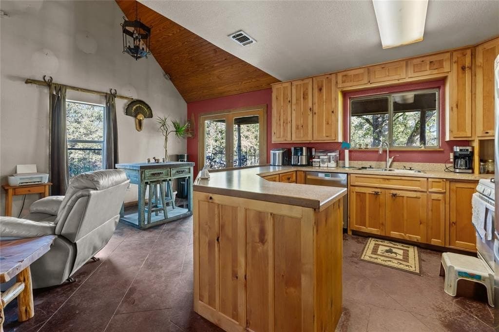 10.01 acres in Wise County - photo 12