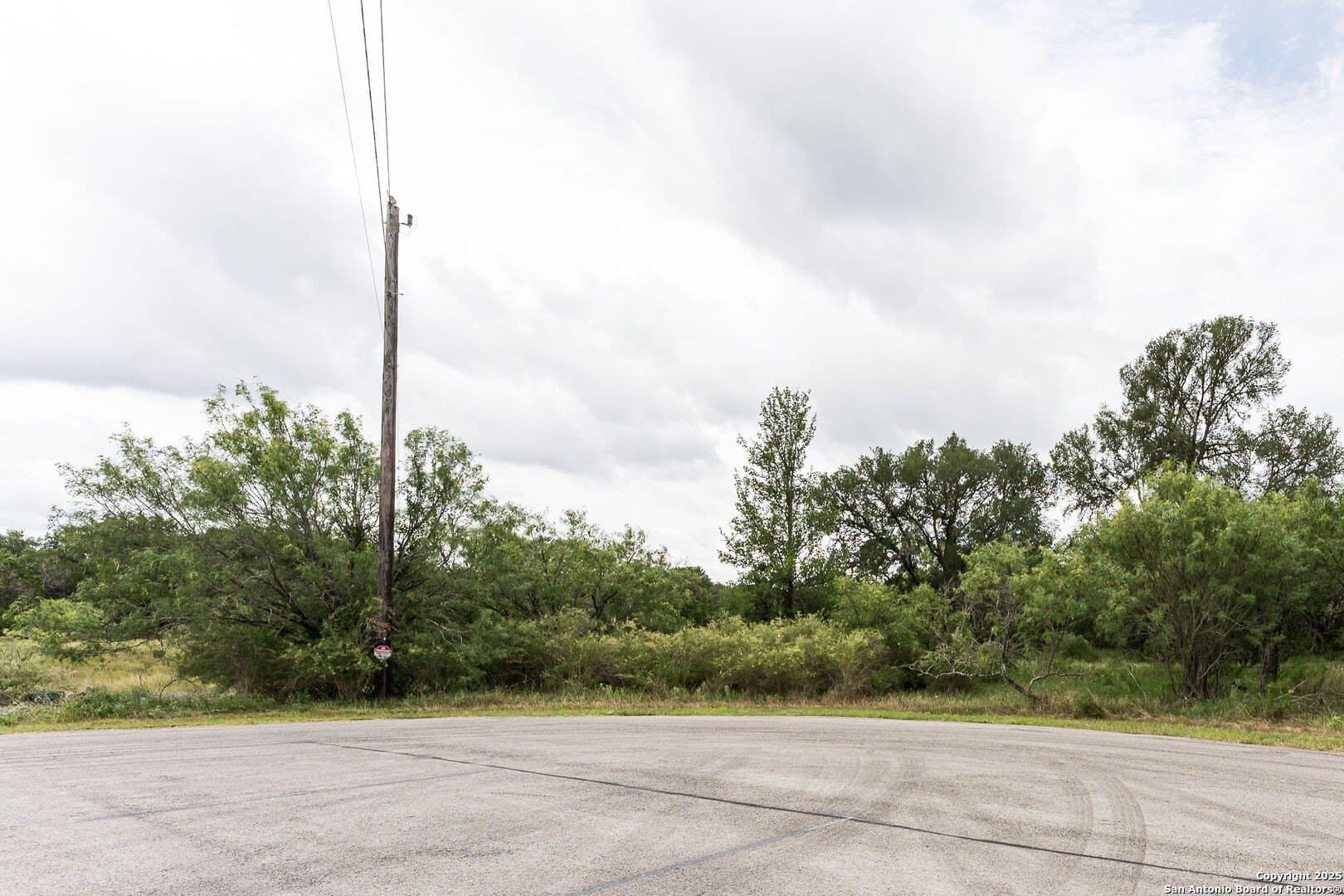 3.77 acres in Comal County - photo 2
