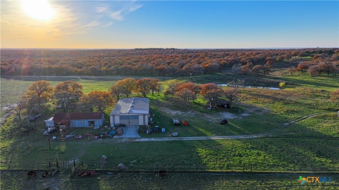 202 acres in Guadalupe County - photo 15
