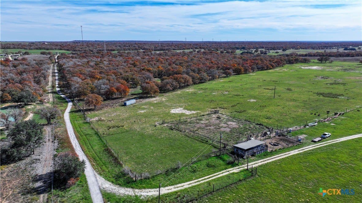 202 acres in Guadalupe County - photo 12
