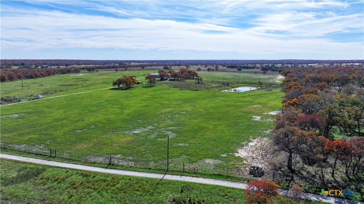 202 acres in Guadalupe County - photo 10