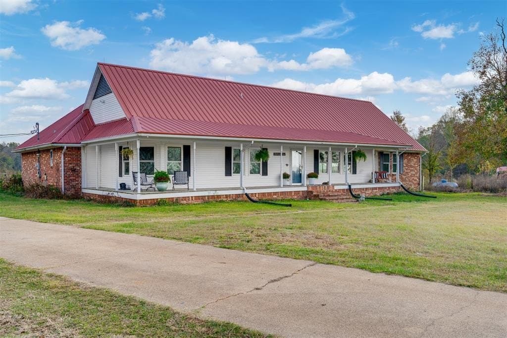 435 County Road 3204