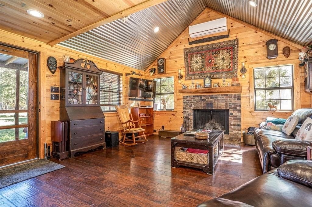 24.1 acres in Hill County - photo 3