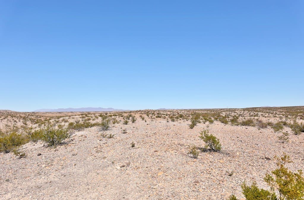 2 acres in Presidio County - photo 2