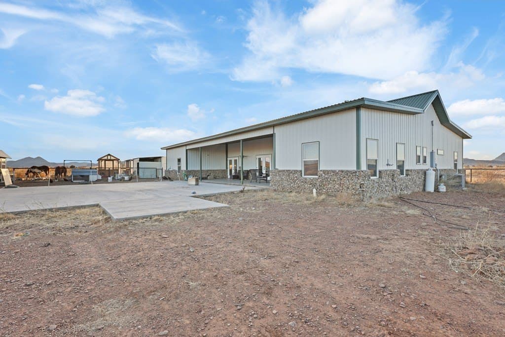 13.66 acres in Brewster County - photo 31