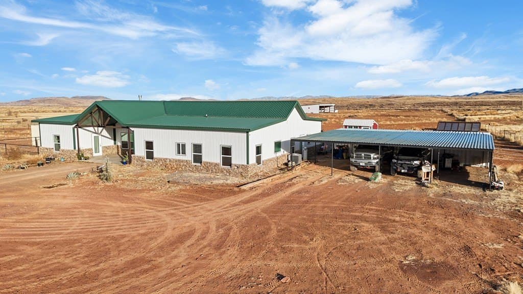 13.66 acres in Brewster County - photo 2