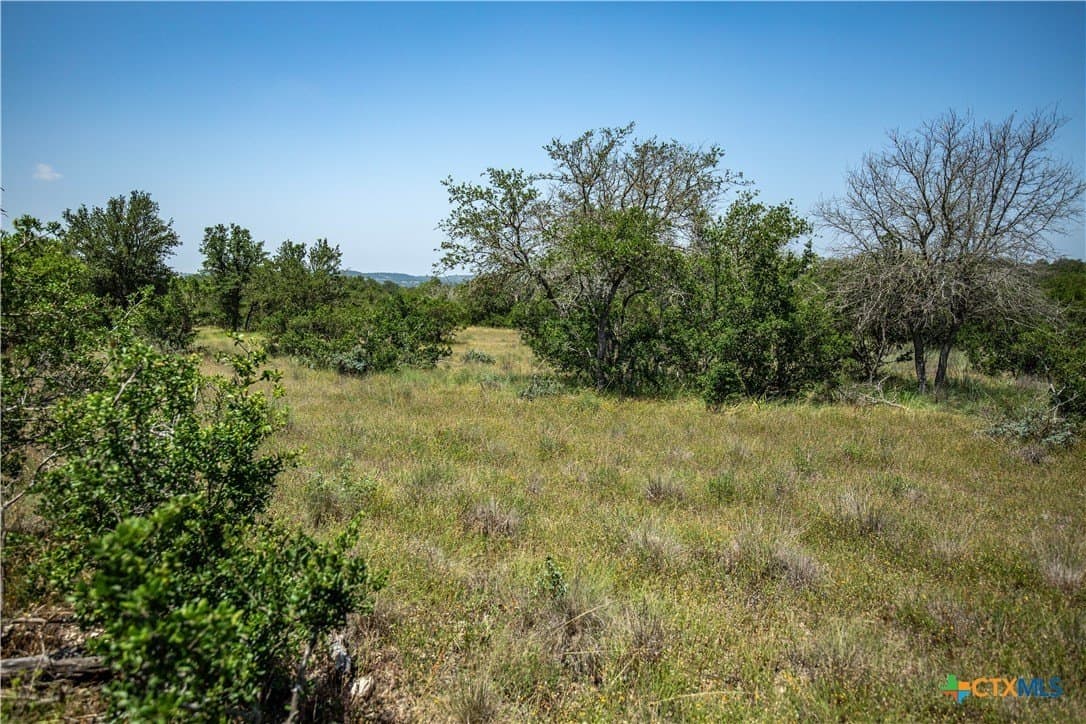 10.02 acres in Kerr County - photo 8