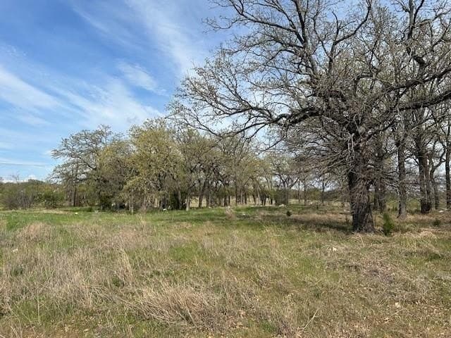 1.55 acres in Tarrant County - photo 2